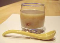 Velouté de topinambours à la vanille et à la châtaigne Velouté de topinambours à la vanille et à la châtaigne